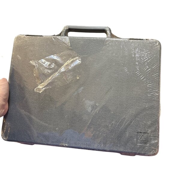 Maxam 8-Pc Cutlery Set With Cutting Board & Storage Case - Picture 4 of 4